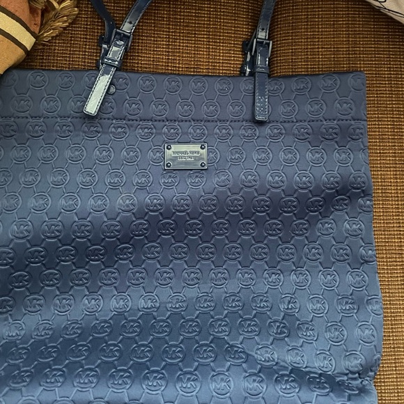 Michael kors jet set item tote - Picture 1 of 6